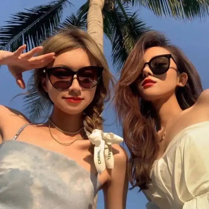 真的假的 海报